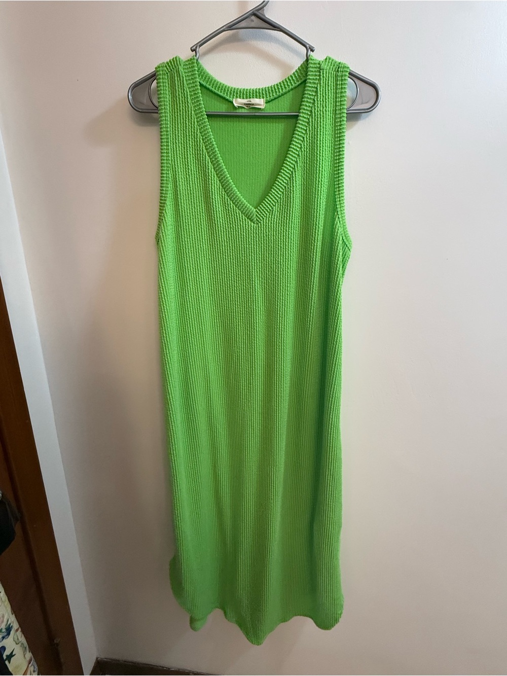 entro Bright Lime Green Knit Midi Dress